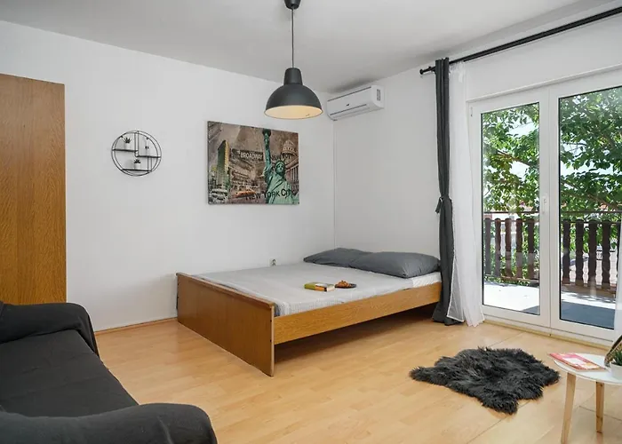 ゲストハウス Frida And